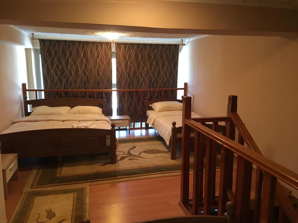 Mell Apartments โมสตาร์ ภายนอก รูปภาพ